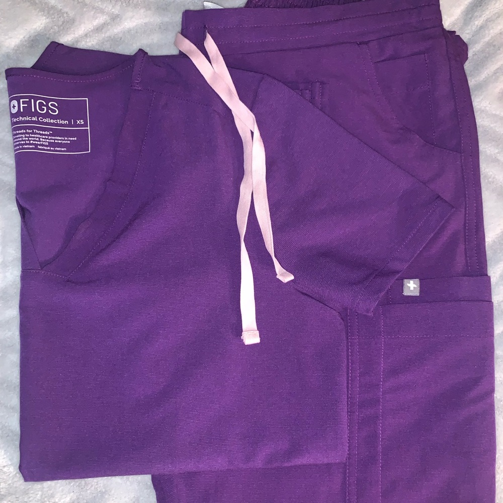 Figs scrubs